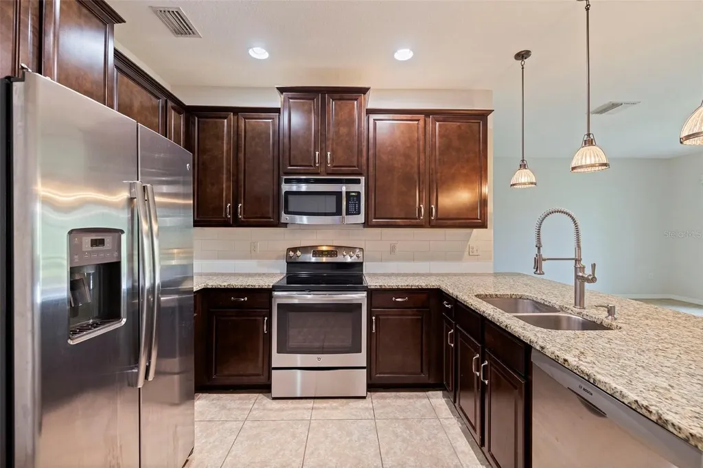 568 53rd Avenue N St Petersburg FL 33703