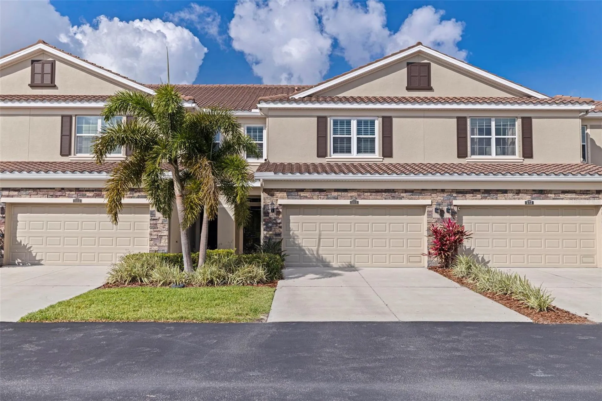 568 53rd Avenue N St Petersburg FL 33703
