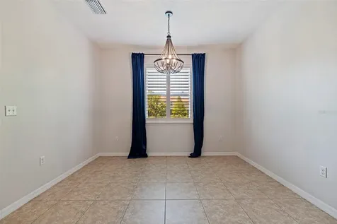 568 53rd Avenue N St Petersburg FL 33703