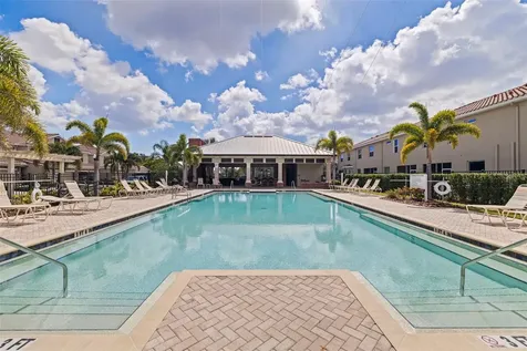 568 53rd Avenue N St Petersburg FL 33703