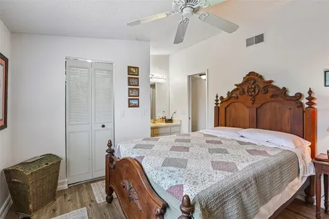 4005 Oak Limb Court Tampa FL 33614