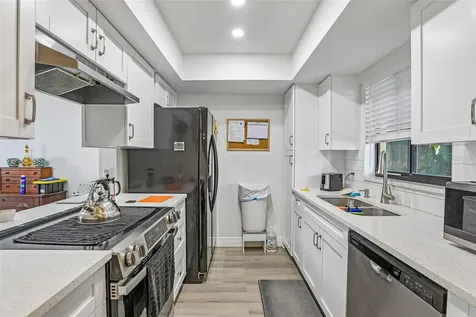 4005 Oak Limb Court Tampa FL 33614