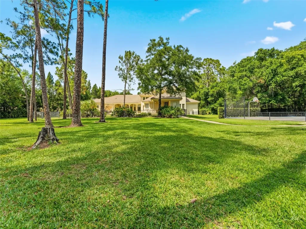 18901 Lakes Edge Way Odessa FL 33556
