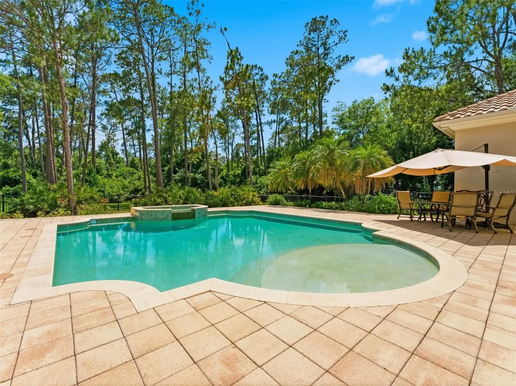 18901 Lakes Edge Way Odessa FL 33556