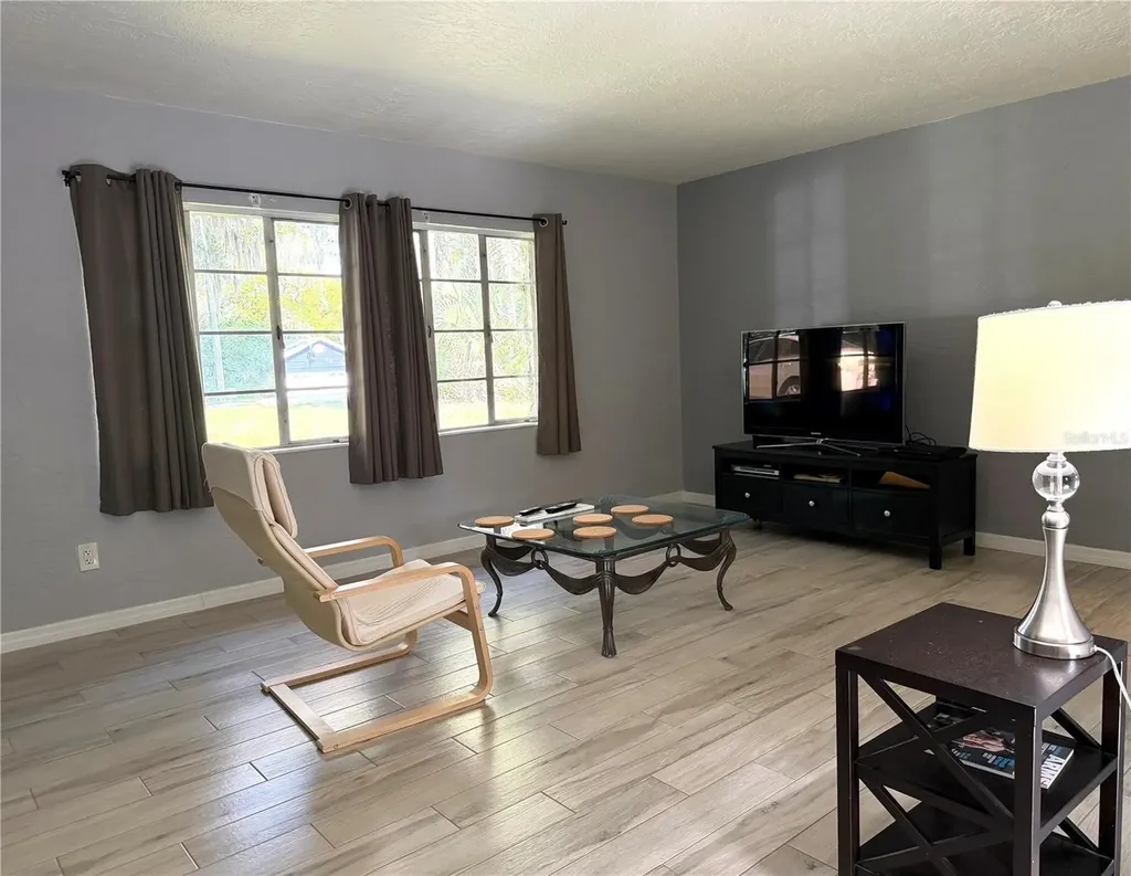 615 Hermits Trail Altamonte Springs FL 32701