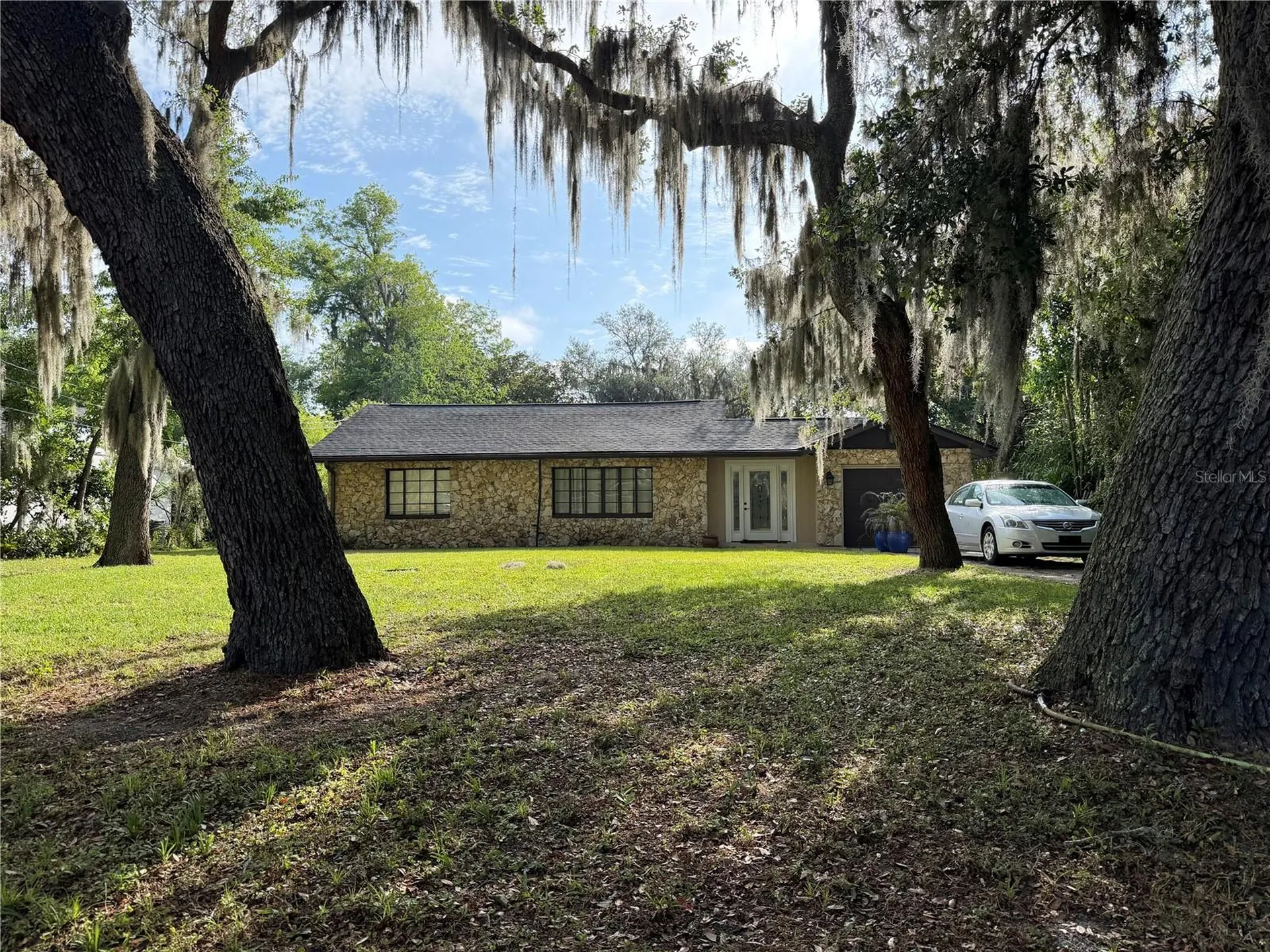 615 Hermits Trail Altamonte Springs FL 32701