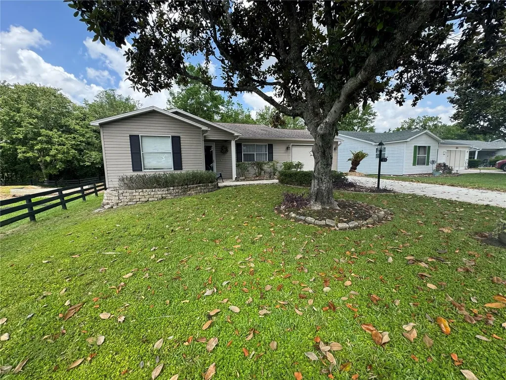 314 Juarez Way Lady Lake FL 32159