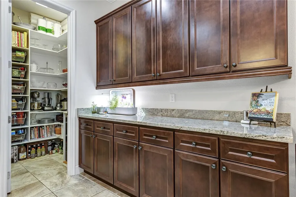 1122 Gardenshire Lane Deland FL 32724