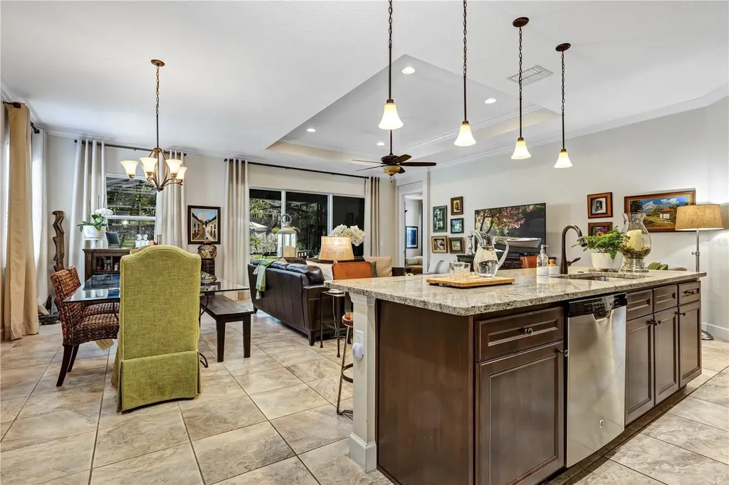 1122 Gardenshire Lane Deland FL 32724