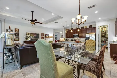 1122 Gardenshire Lane Deland FL 32724
