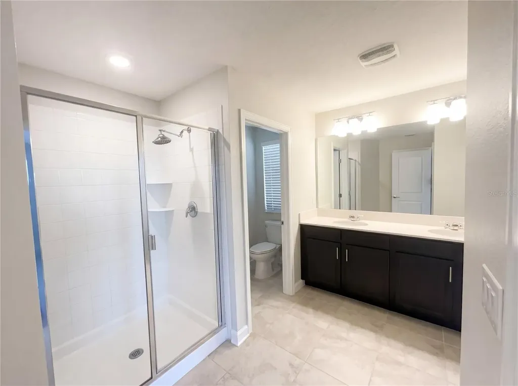 11072 Silver Surfer Alley Winter Garden FL 34787
