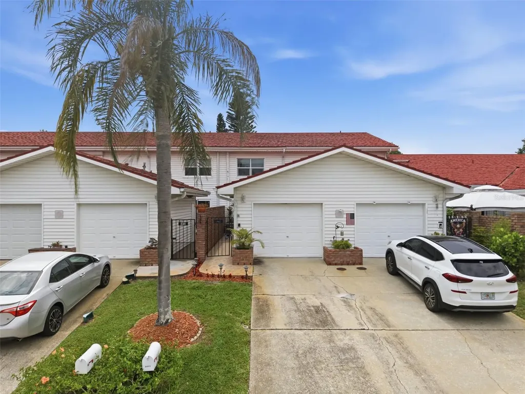 1411 Water View Drive W Largo FL 33771