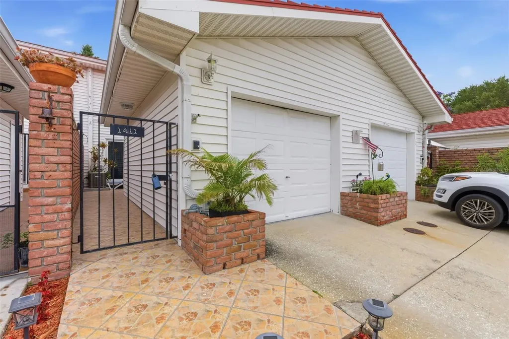 1411 Water View Drive W Largo FL 33771