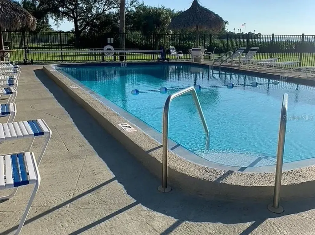 505 Windrush Bay Drive Tarpon Springs FL 34689
