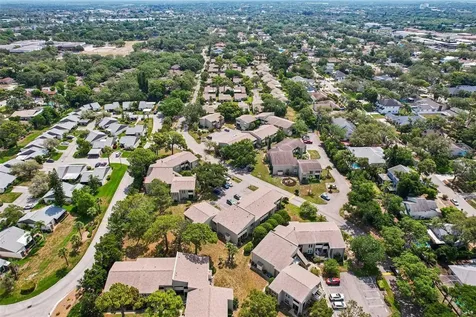 505 Windrush Bay Drive Tarpon Springs FL 34689