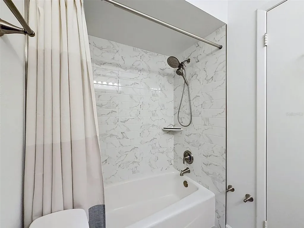 5406 Meadstone Court Tampa FL 33624