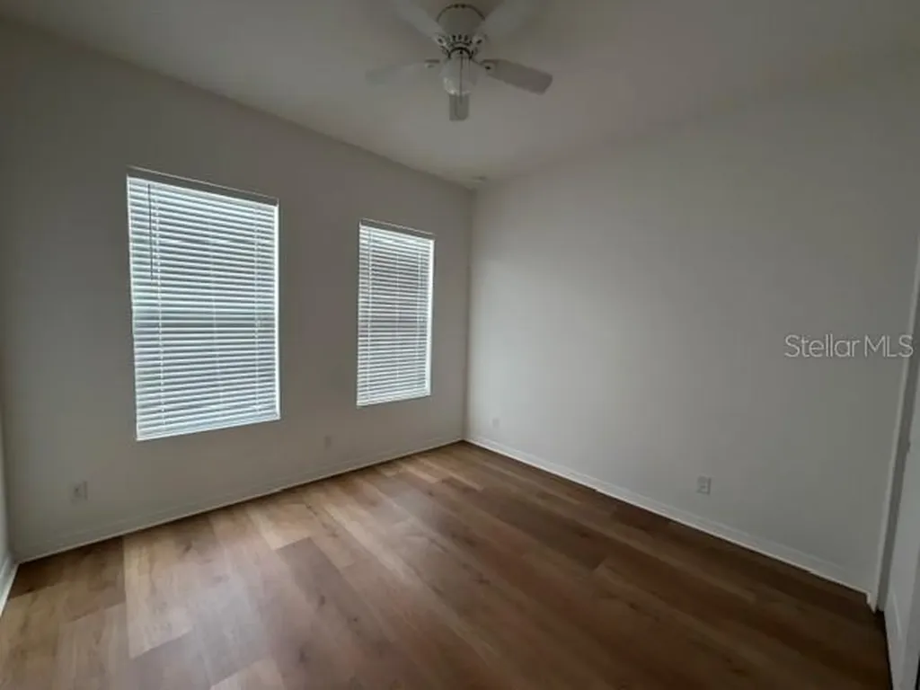 998 Grand Hilltop Apopka FL 32703