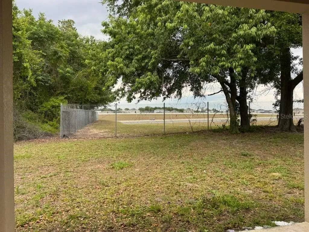 998 Grand Hilltop Apopka FL 32703