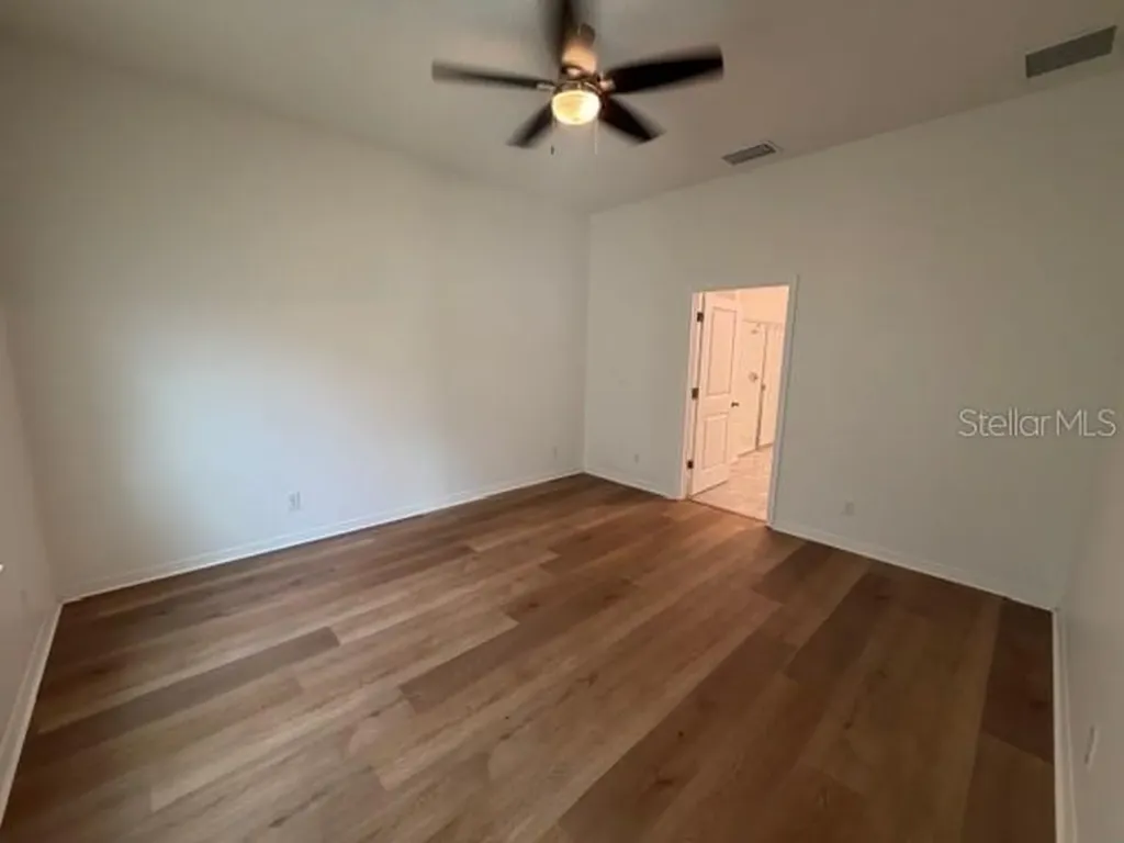 998 Grand Hilltop Apopka FL 32703