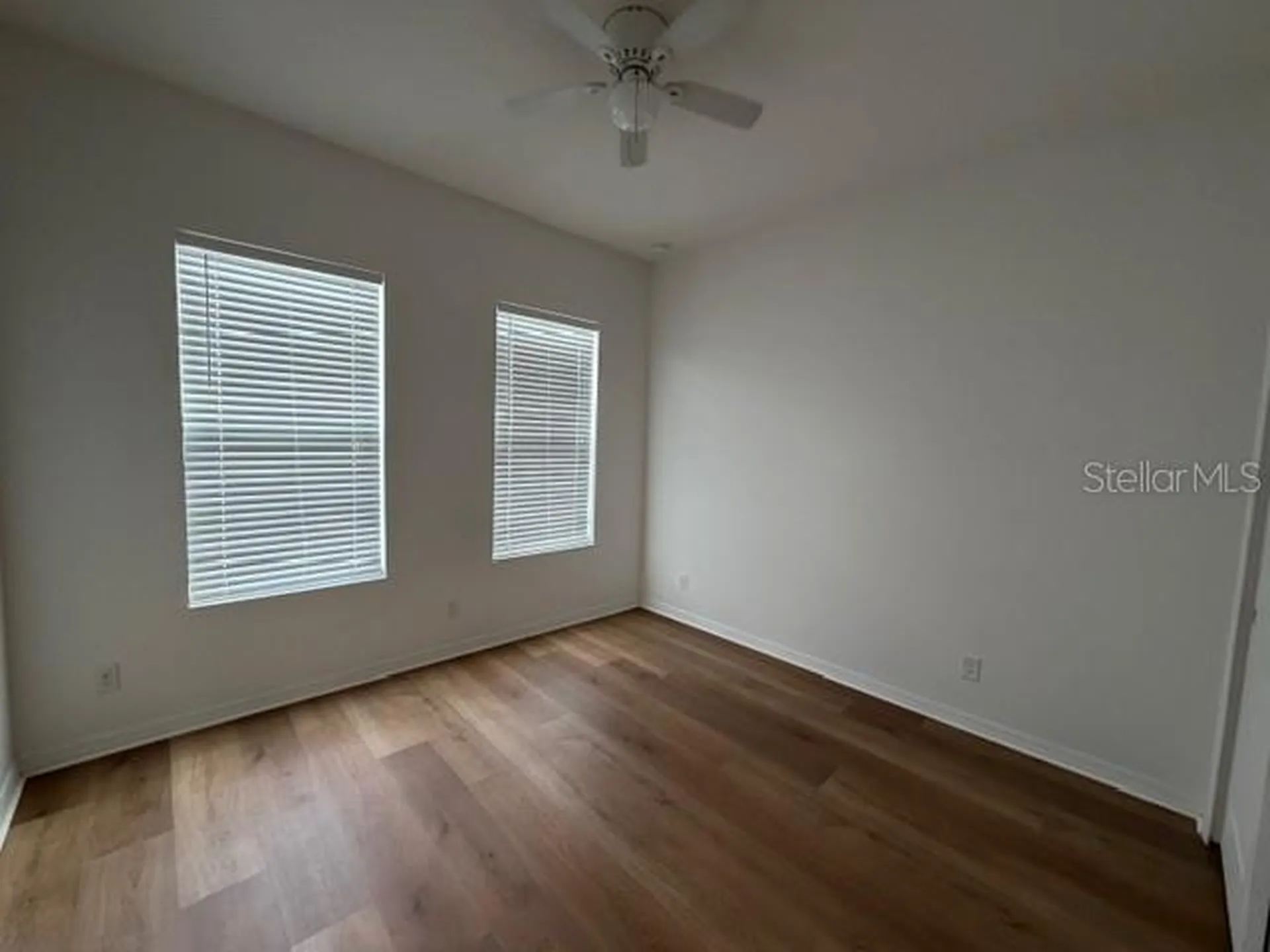 998 Grand Hilltop Apopka FL 32703