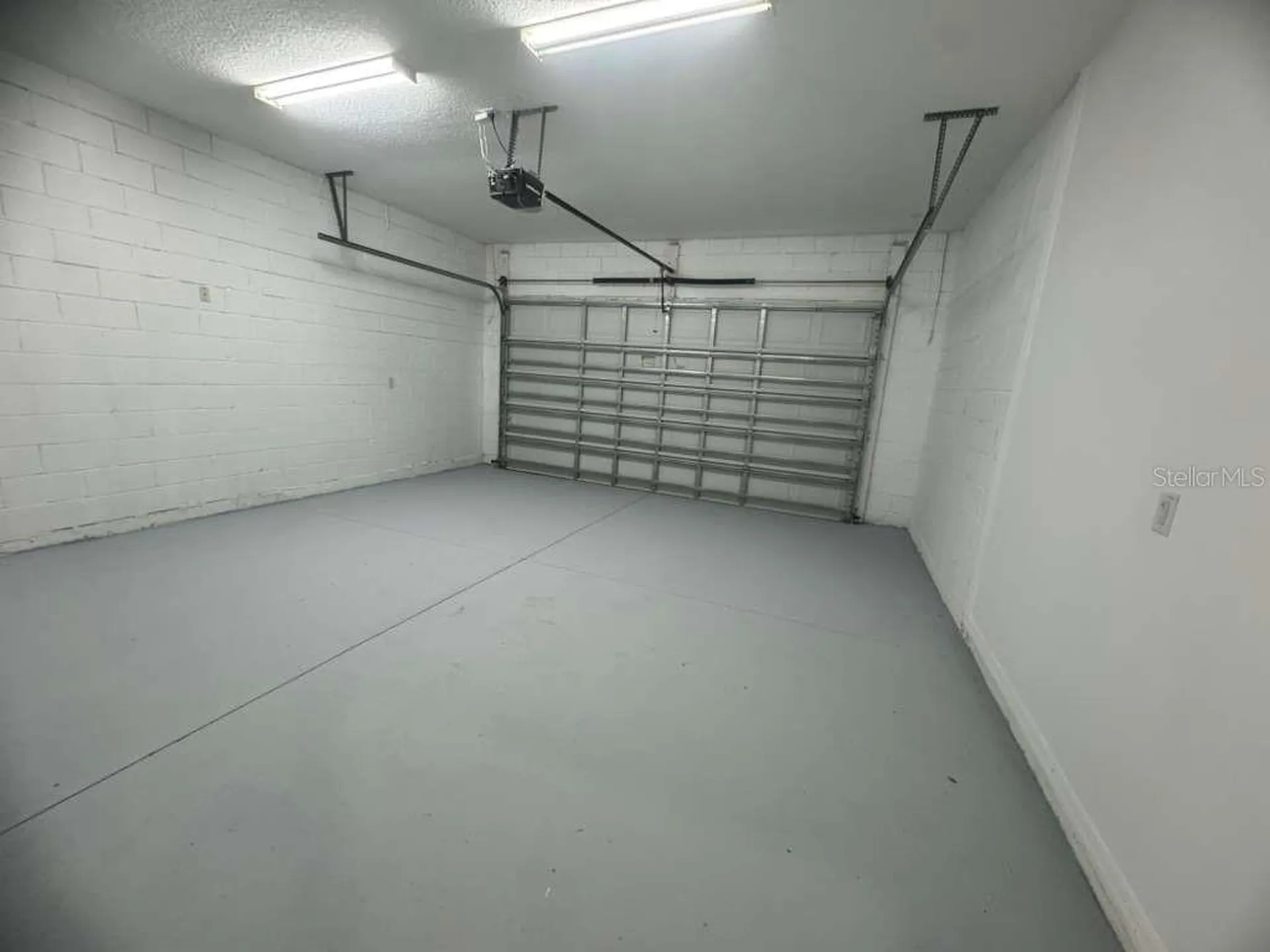 998 Grand Hilltop Apopka FL 32703