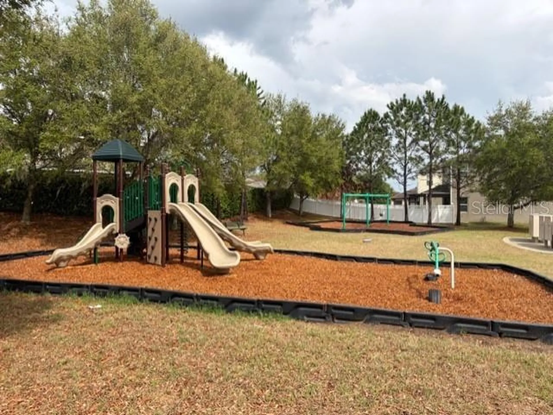998 Grand Hilltop Apopka FL 32703