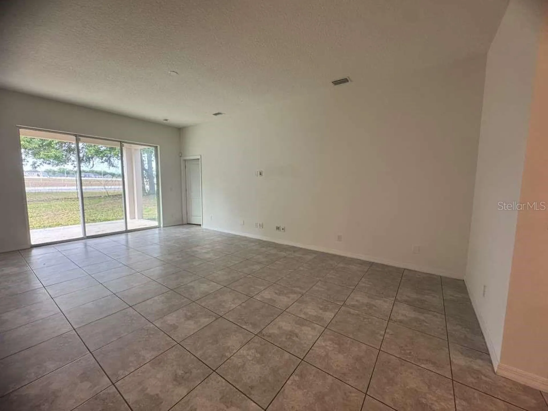 998 Grand Hilltop Apopka FL 32703