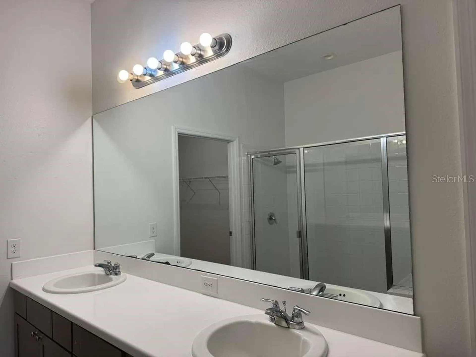998 Grand Hilltop Apopka FL 32703