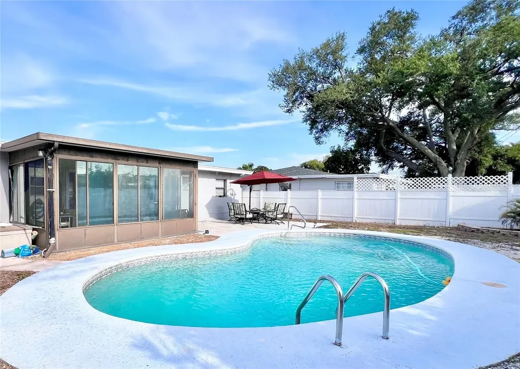 12314 106th Street Largo FL 33773
