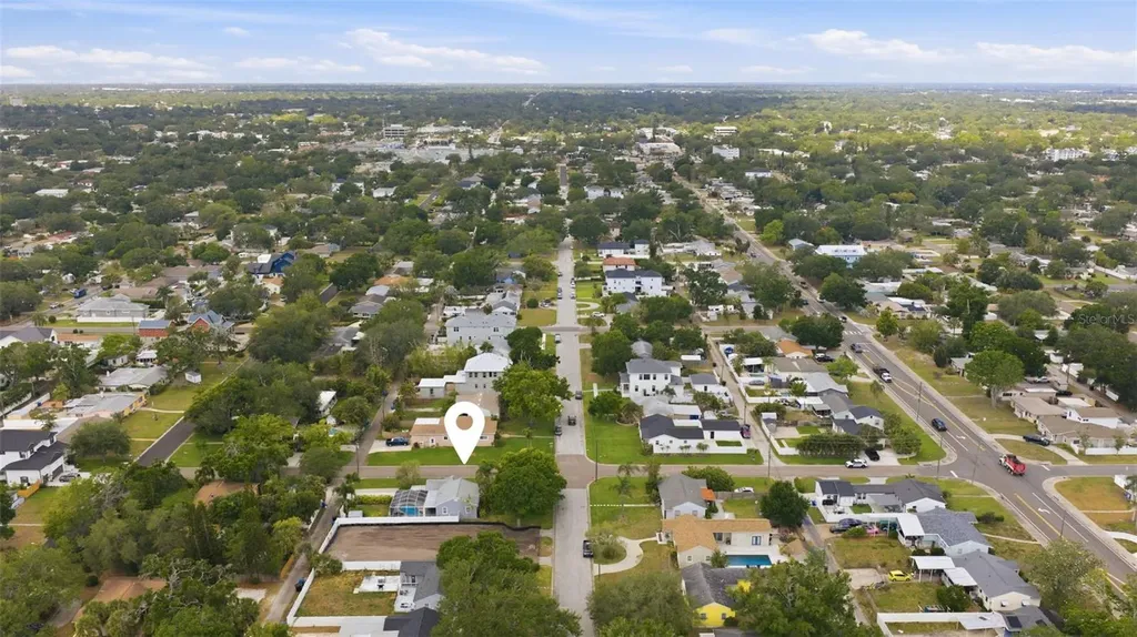 706 39th Avenue NE St Petersburg FL 33703