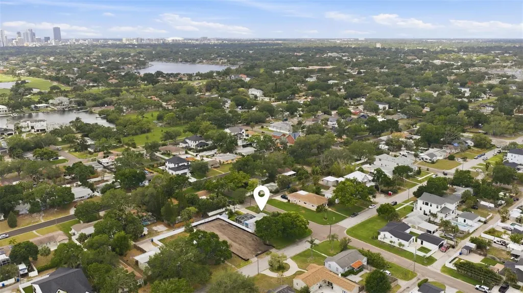 706 39th Avenue NE St Petersburg FL 33703
