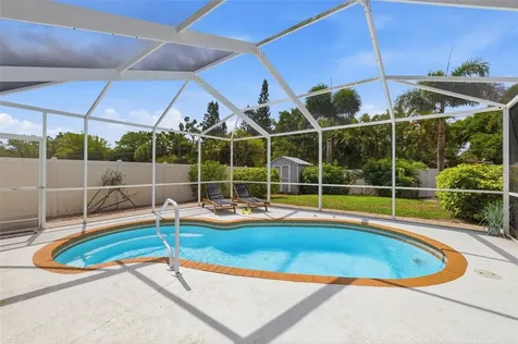 706 39th Avenue NE St Petersburg FL 33703