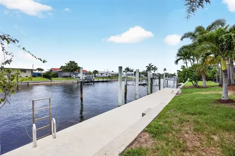 2260 Palm Tree Drive Punta Gorda FL 33950