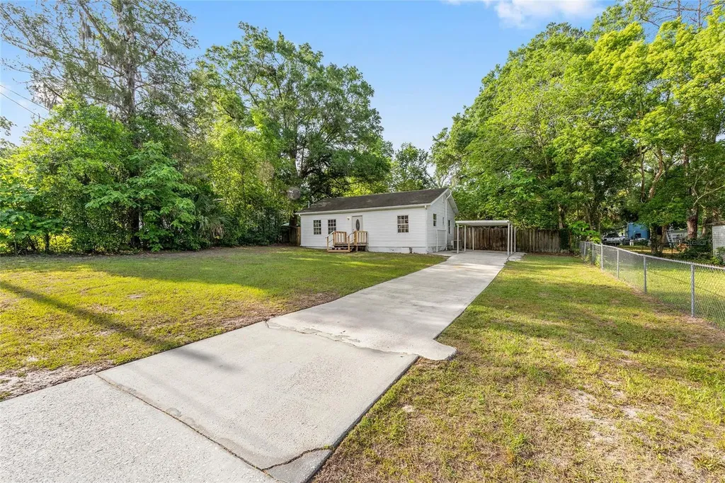 1420 NE 23rd Street Ocala FL 34470