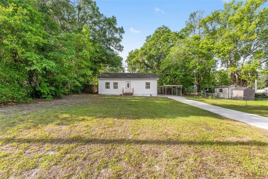 1420 NE 23rd Street Ocala FL 34470