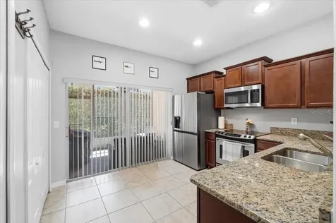 4187 Shade Tree Lane Lakeland FL 33812