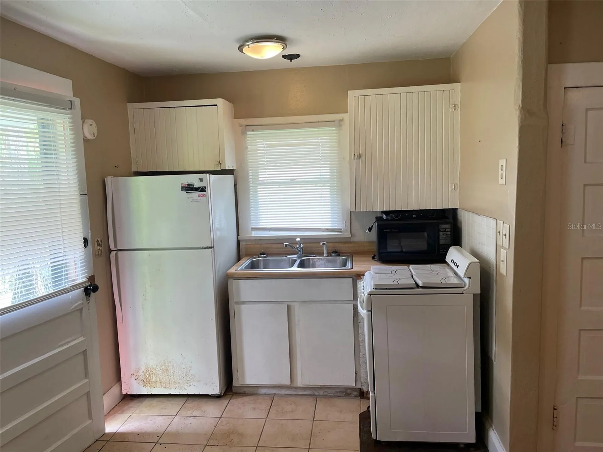 1648 27th Avenue N St Petersburg FL 33713