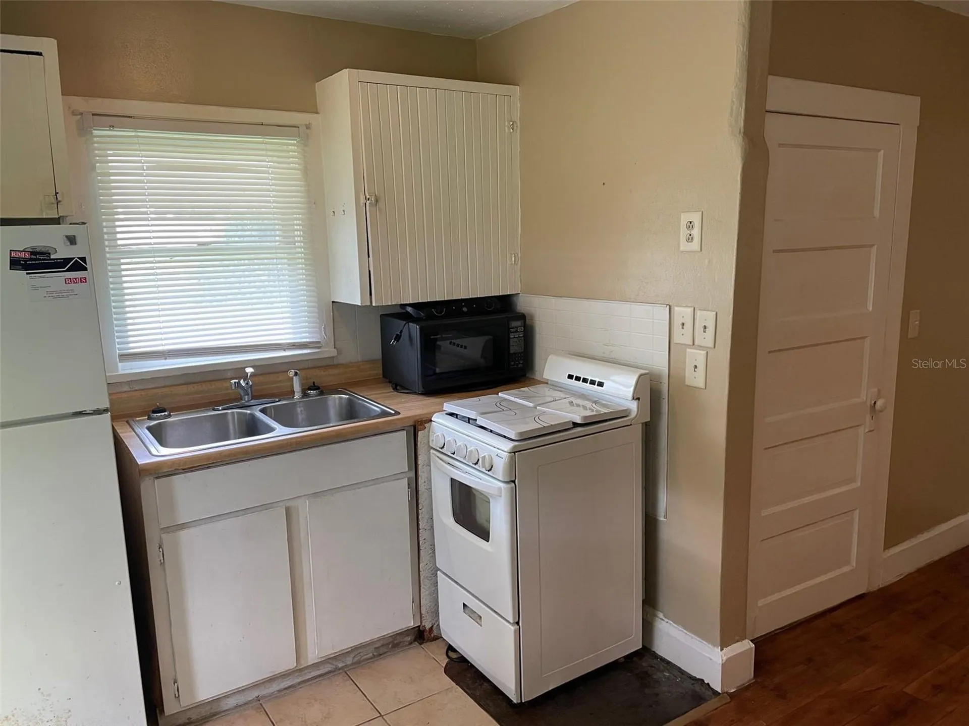 1648 27th Avenue N St Petersburg FL 33713