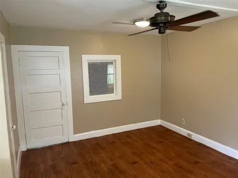 1648 27th Avenue N St Petersburg FL 33713