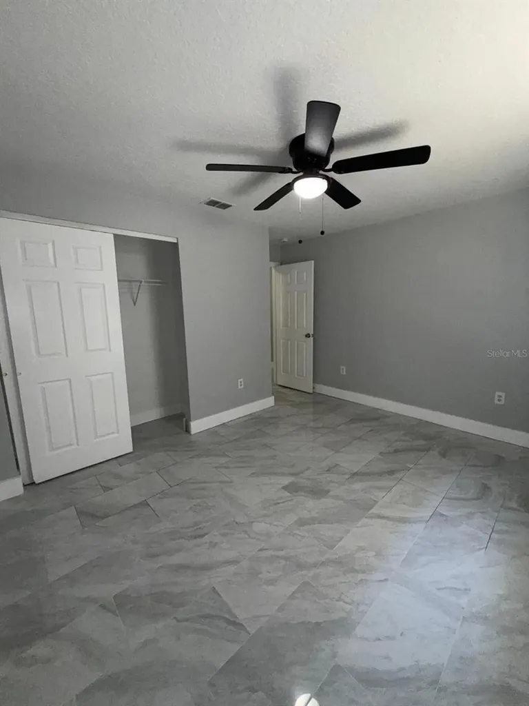8539 N Hyaleah Road Tampa FL 33617