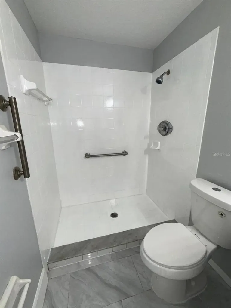 8539 N Hyaleah Road Tampa FL 33617