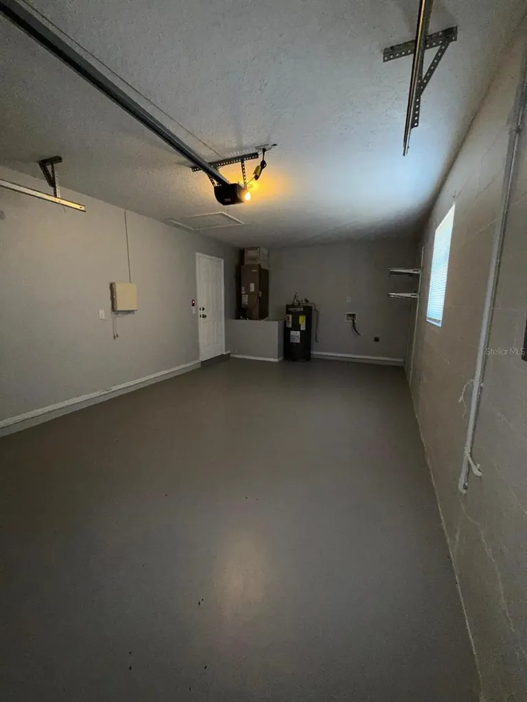 8539 N Hyaleah Road Tampa FL 33617