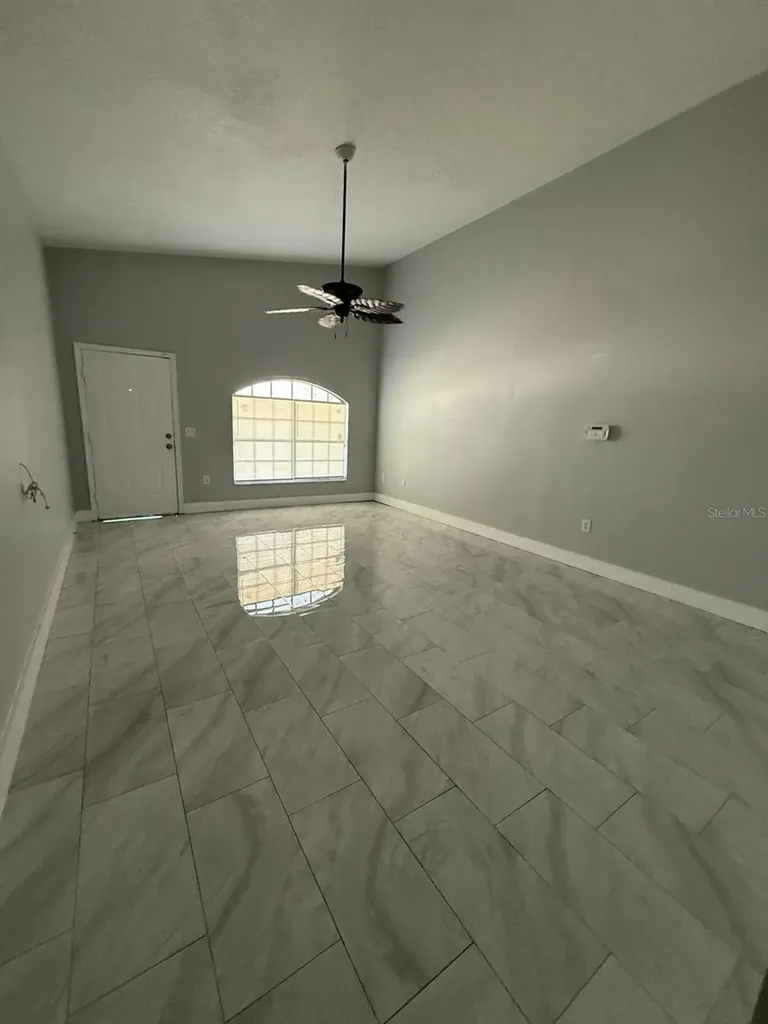 8539 N Hyaleah Road Tampa FL 33617