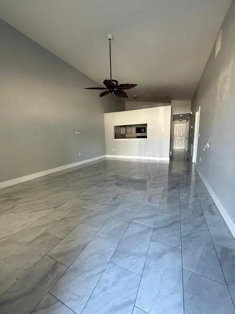8539 N Hyaleah Road Tampa FL 33617