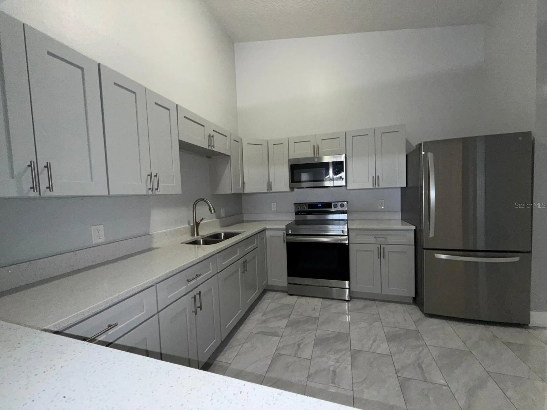 8539 N Hyaleah Road Tampa FL 33617