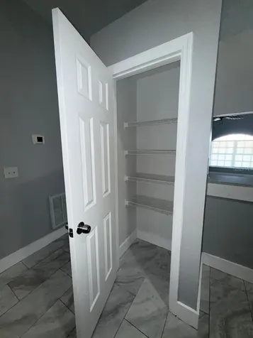 8539 N Hyaleah Road Tampa FL 33617