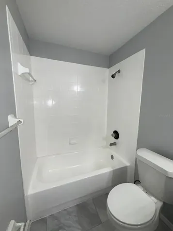 8539 N Hyaleah Road Tampa FL 33617