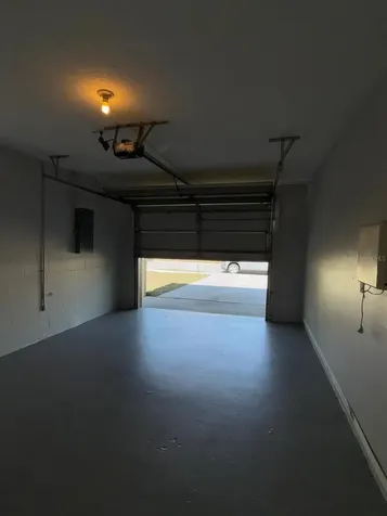 8539 N Hyaleah Road Tampa FL 33617