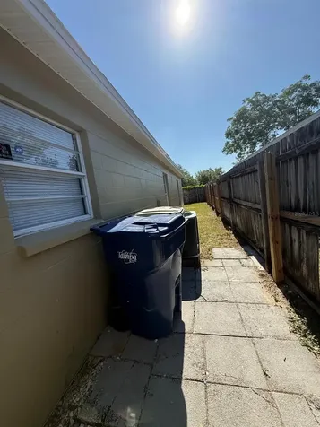 8539 N Hyaleah Road Tampa FL 33617