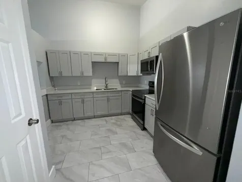8539 N Hyaleah Road Tampa FL 33617